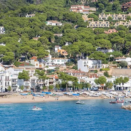 Sleeps 8